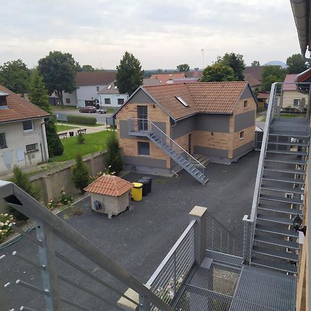 Ubytovani Na Statku Racice Exterior foto